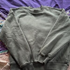 Hollister Men's Dark Gray Crewneck Sweater